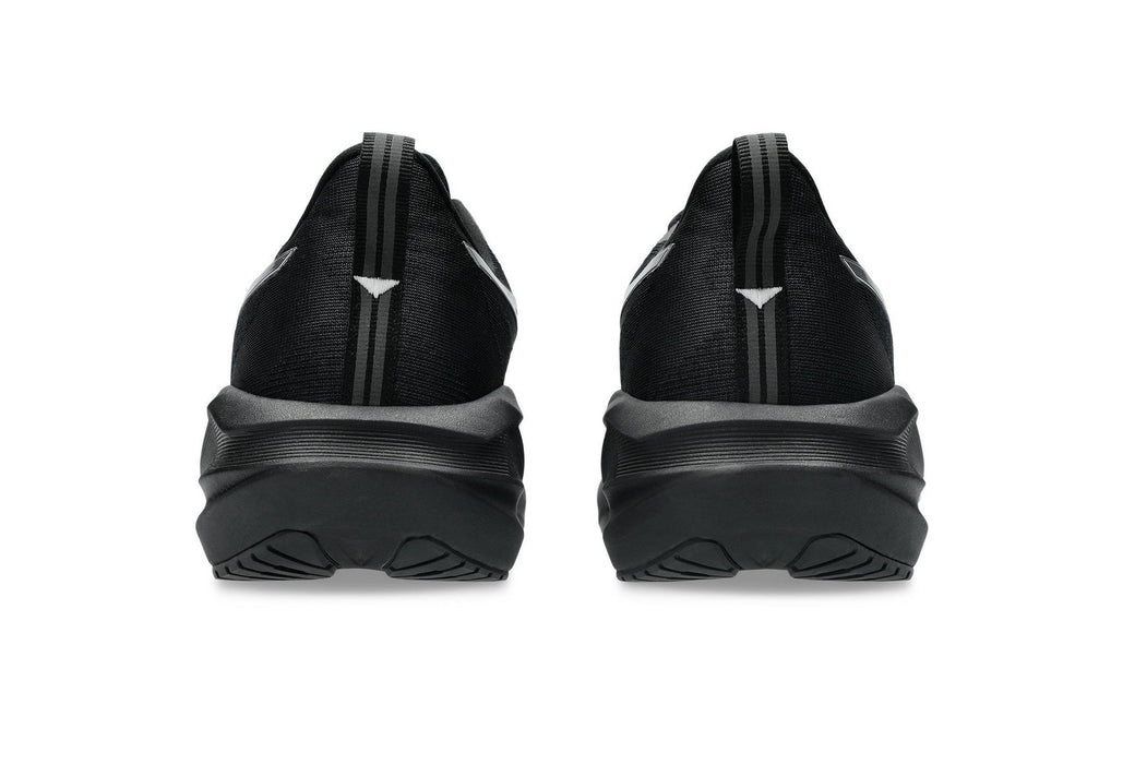 Tenis ASICS Novablast 5 Platinum Hombre Negro Running