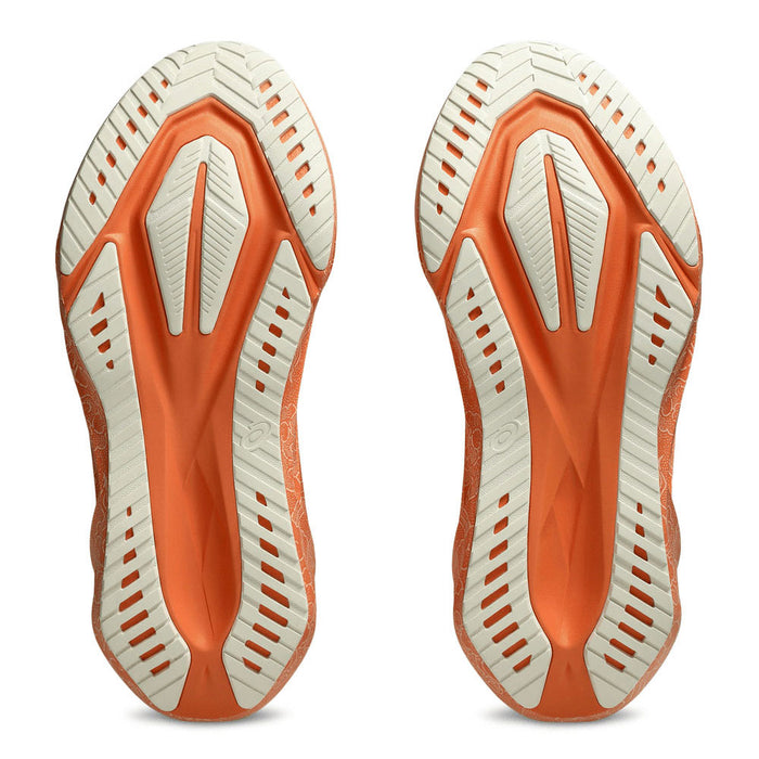 Tenis Asics Novablast 5 Tokyo Unisex Sun Peach / White Running