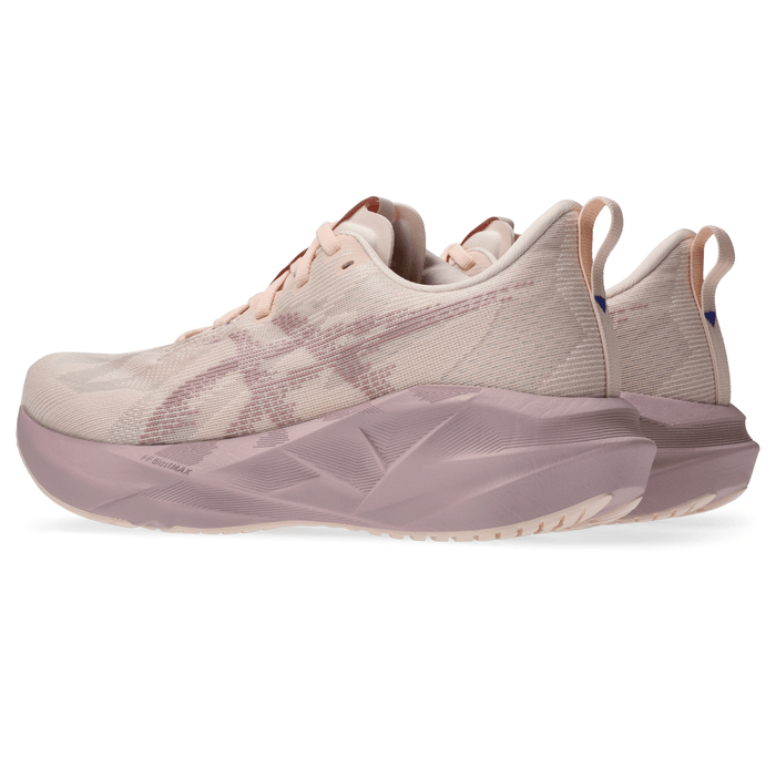 Tenis ASICS Novablast 5 Mujer Rosa Running