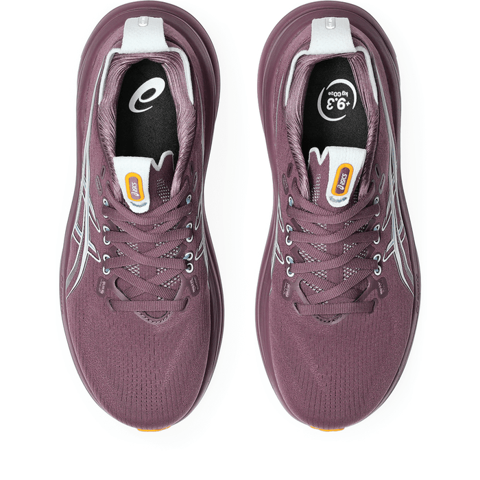 Tenis ASICS Nimbus 28 Mujer Vino Running