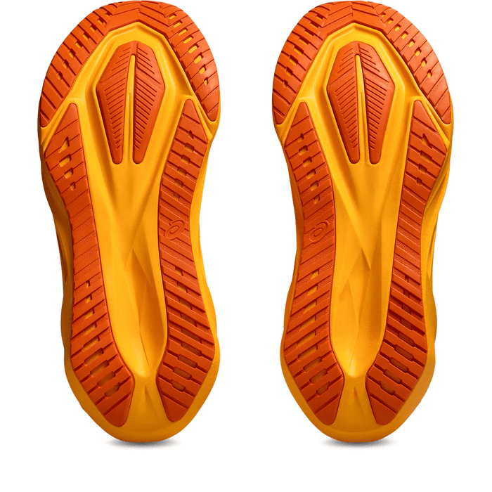 Tenis ASICS Novablast 5  Hombre Naranja Running