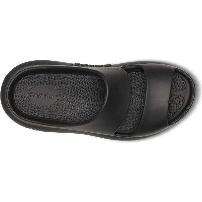 Sandalias OOFOS Ooyea Unisex Negro Recuperación