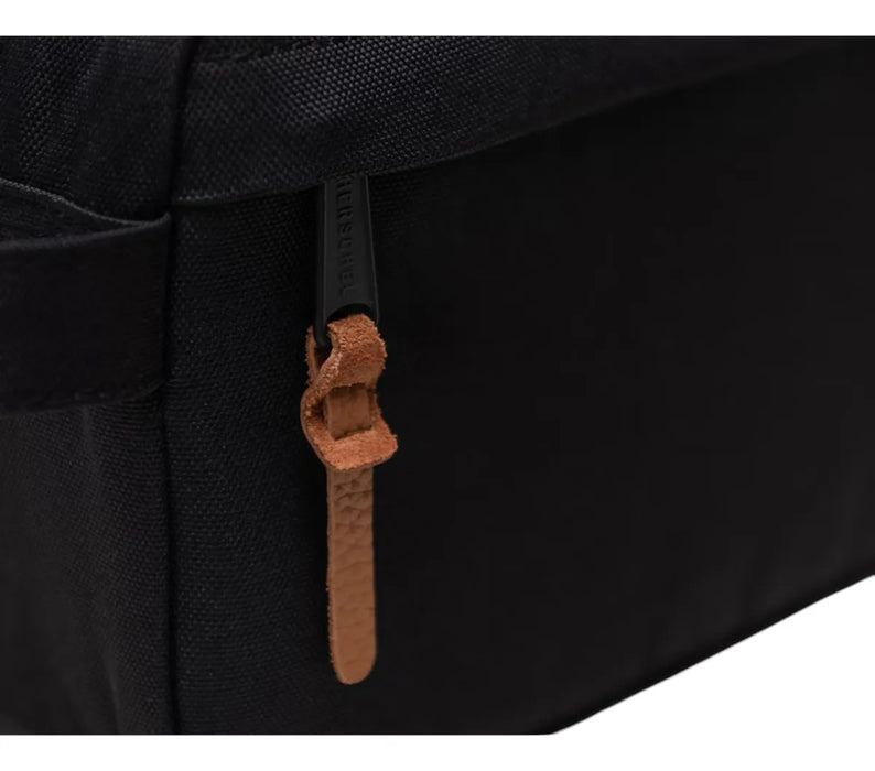 Neceser HERSCHEL Chapter Travel Negro